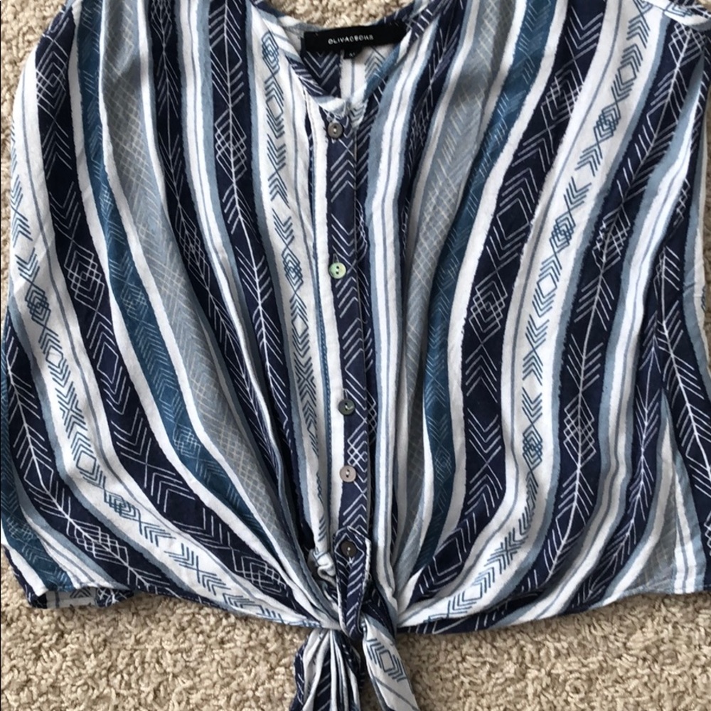 Patterned tank - Picture 2 of 4